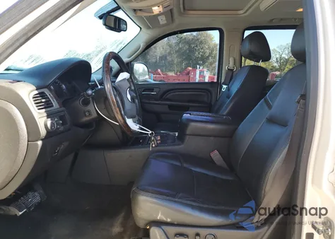 2013 GMC Yukon Xl Denali из США, поврежденный, VIN 1GKS2MEF3DR103412